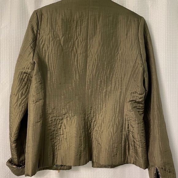 Quilted olive jacket - Picture 4 of 8